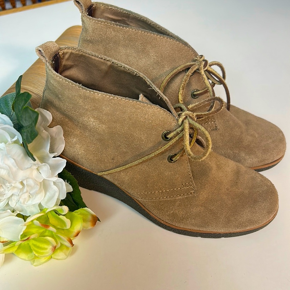 SPERRY Stella Wedge LEATHER Tan Ankle BOOTIES Size 7.5 - Picture 2 of 9
